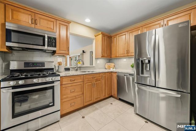 299 Davidson Avenue, Ramsey, NJ 07446