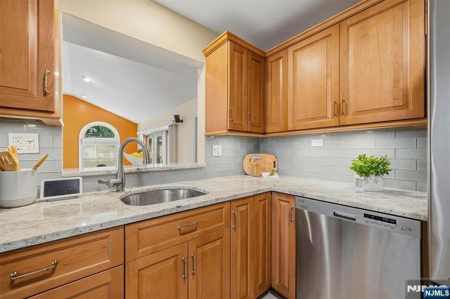 299 Davidson Avenue, Ramsey, NJ 07446