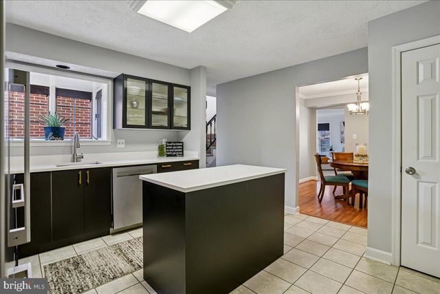 112 HUCKLEBERRY DR, La Plata, MD 20646