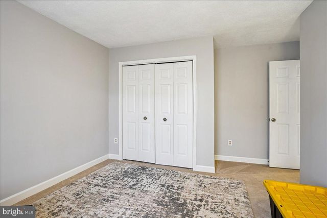 112 HUCKLEBERRY DR, La Plata, MD 20646