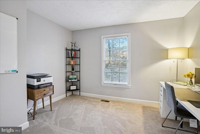 112 HUCKLEBERRY DR, La Plata, MD 20646