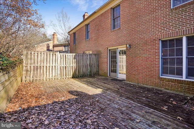 112 HUCKLEBERRY DR, La Plata, MD 20646