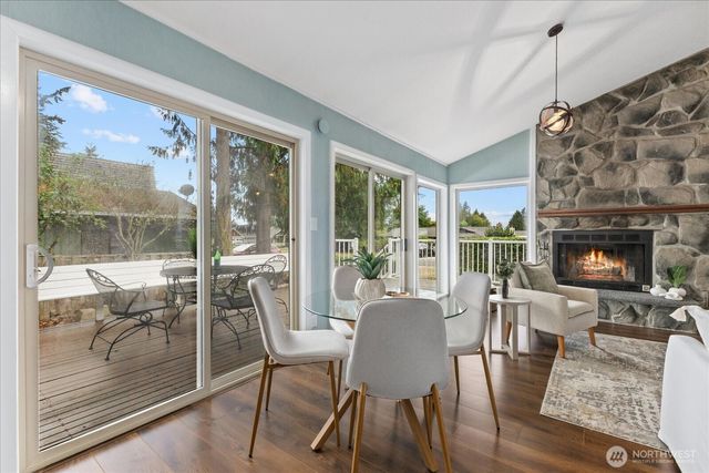 757 Commodore Ln, Camano Island, WA 98282