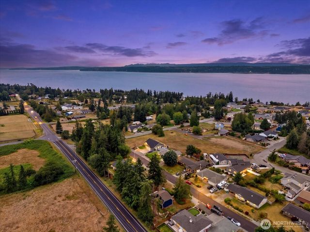 757 Commodore Ln, Camano Island, WA 98282