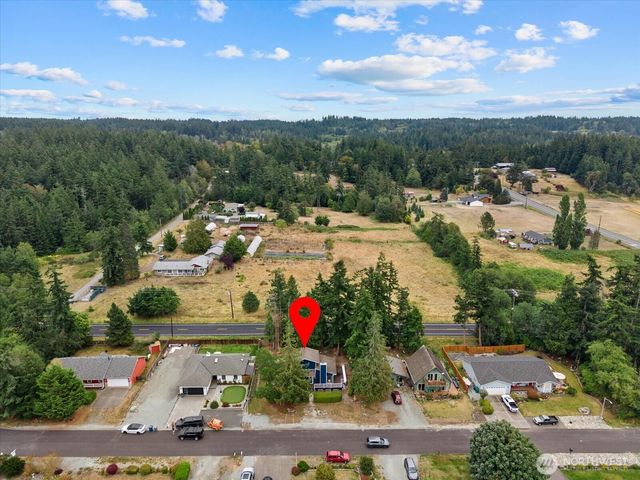 757 Commodore Ln, Camano Island, WA 98282