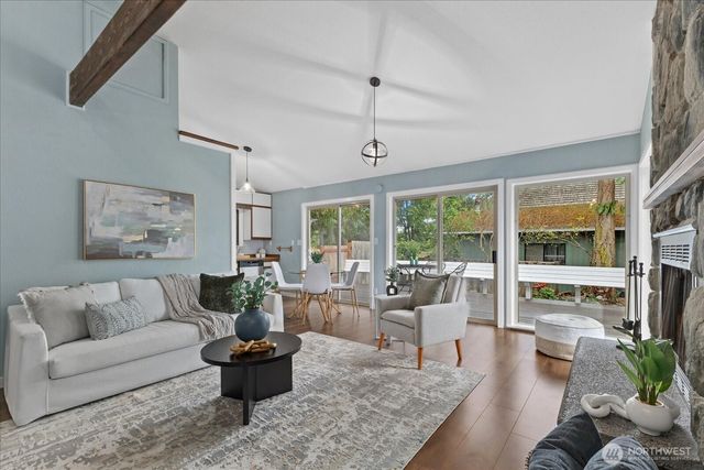 757 Commodore Ln, Camano Island, WA 98282