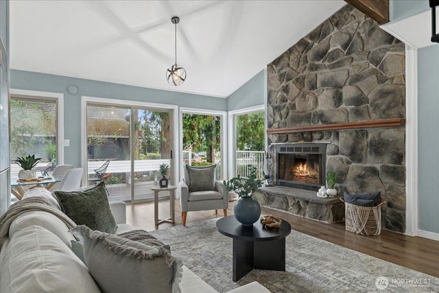 757 Commodore Ln, Camano Island, WA 98282