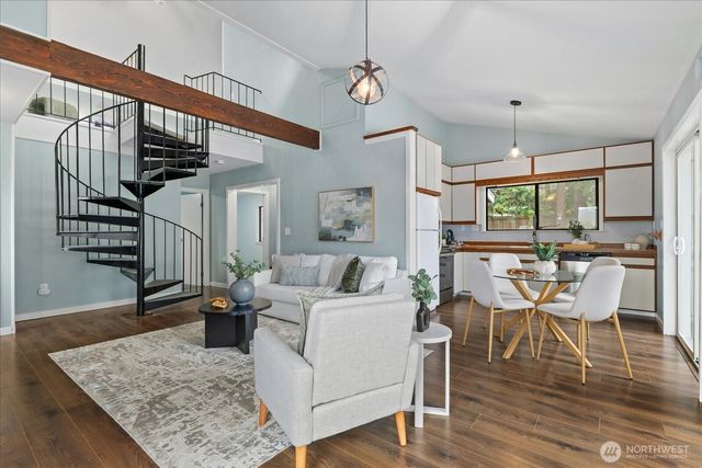 757 Commodore Ln, Camano Island, WA 98282