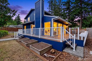 757 Commodore Ln, Camano Island, WA 98282