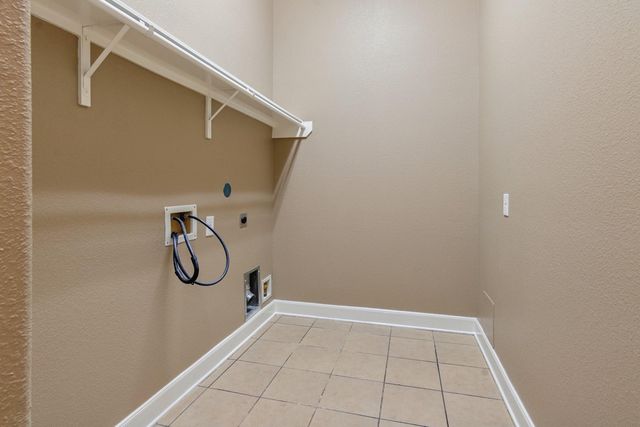 9526 Barlow Springs Lane, Humble, TX 77396