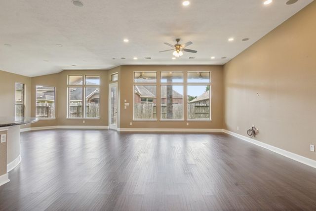 9526 Barlow Springs Lane, Humble, TX 77396