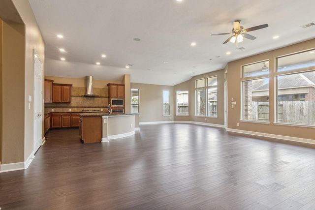 9526 Barlow Springs Lane, Humble, TX 77396
