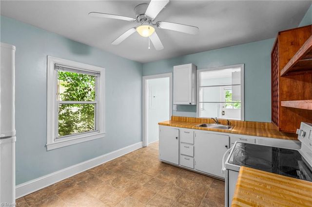 610 Salisbury Ridge Road, Winston-salem, NC 27127