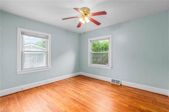 610 Salisbury Ridge Road, Winston-salem, NC 27127