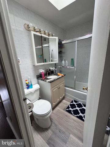 6736 LEONARD ST, Philadelphia, PA 19149