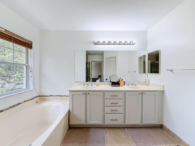 4106 WINDMILL PALM Way, Greenacres, FL 33463