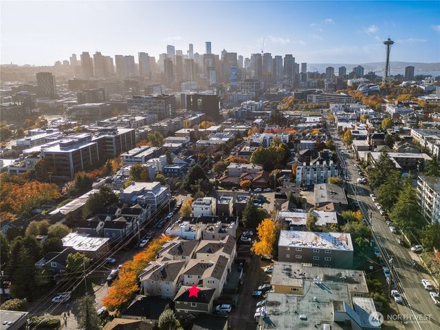 1231 6th Avenue N, Seattle, WA 98109