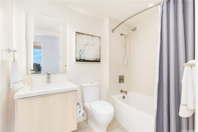 888 Kapiolani Boulevard 3805, Honolulu, HI 96813