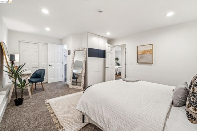 1264 Alcatraz Ave, Berkeley, CA 94702