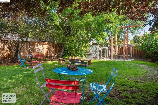 1264 Alcatraz Ave, Berkeley, CA 94702