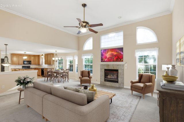 5009 LILLIAN DR, Columbia, MO 65202