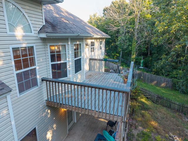 5009 LILLIAN DR, Columbia, MO 65202