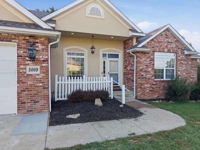 5009 LILLIAN DR, Columbia, MO 65202