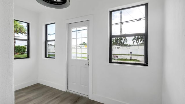 5015 SW 25TH Street, West Park, FL 33023