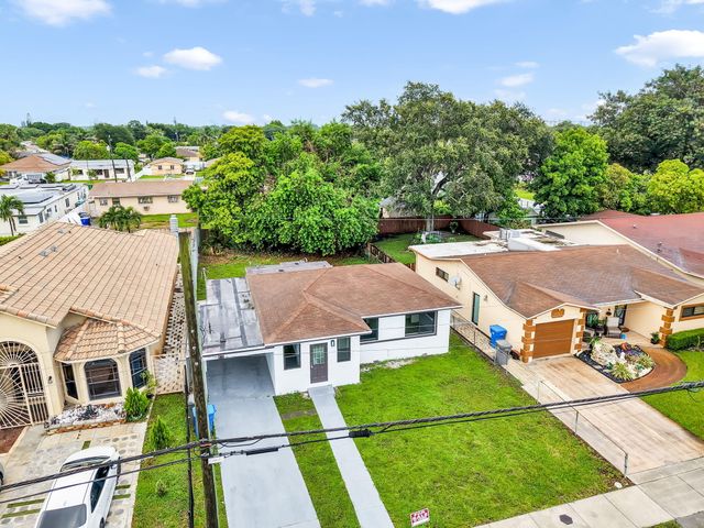 5015 SW 25TH Street, West Park, FL 33023