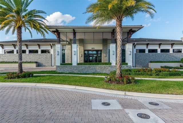 8814 NW 154th Ter, Miami Lakes, FL 33018