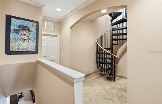 607 3RD AVENUE S, St Petersburg, FL 33701