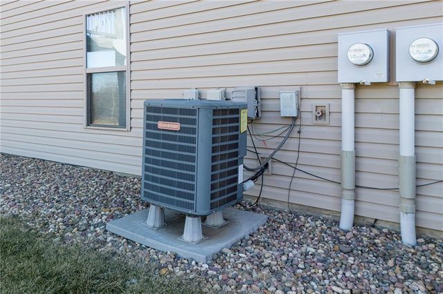 4410 Stonebridge Drive, St Joseph, MO 64505