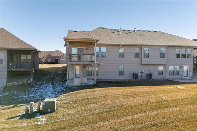 4410 Stonebridge Drive, St Joseph, MO 64505