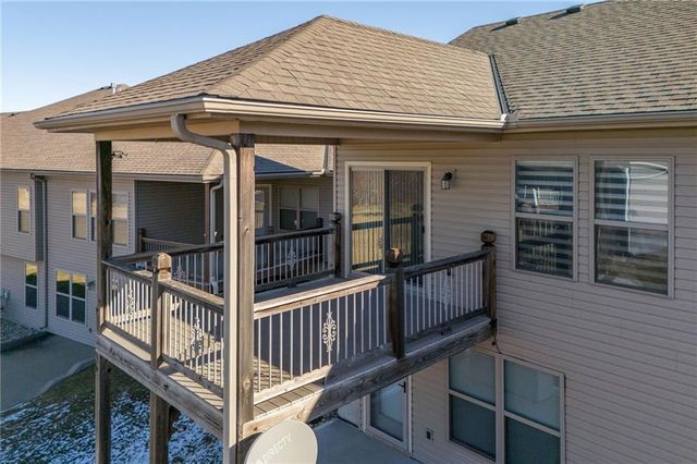 4410 Stonebridge Drive, St Joseph, MO 64505