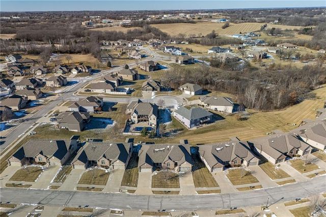 4410 Stonebridge Drive, St Joseph, MO 64505