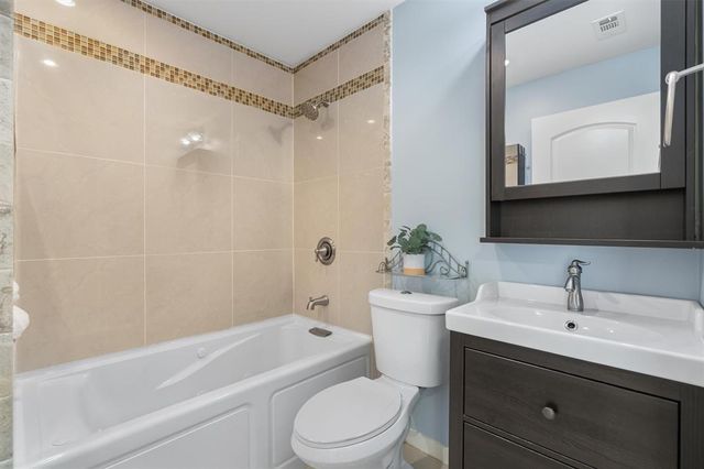 808 Salem LN, Austin, TX 78753