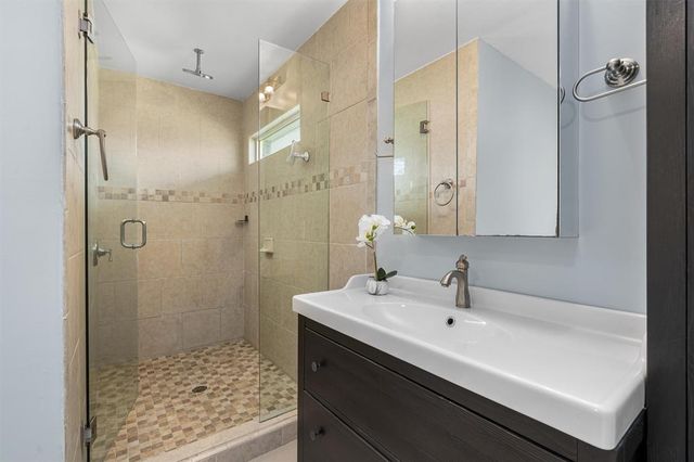 808 Salem LN, Austin, TX 78753