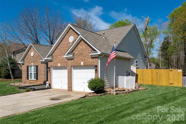 9122 Swallow Tail Lane, Charlotte, NC 28269