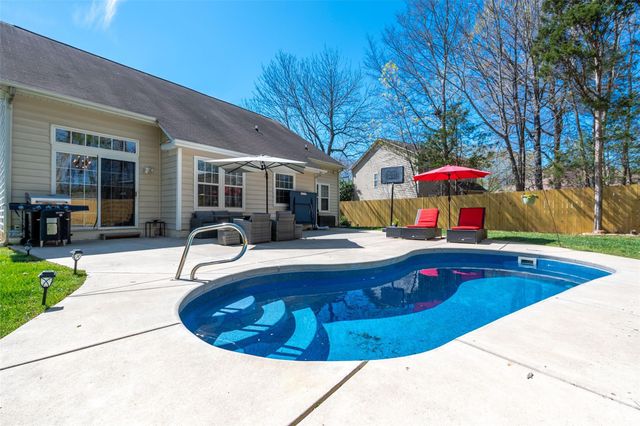 9122 Swallow Tail Lane, Charlotte, NC 28269