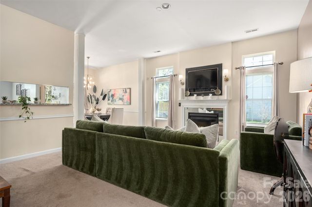 9122 Swallow Tail Lane, Charlotte, NC 28269