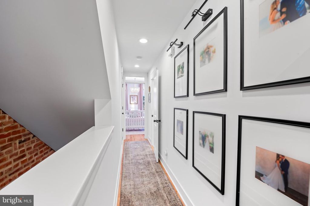 Image 17 of property listing at 613 S CURLEY ST, Baltimore, MD 21224