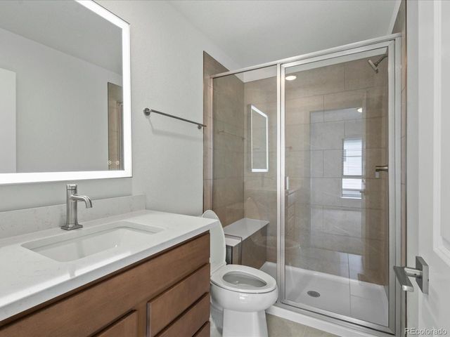 2060 S Holly St 2, Denver, CO 80222