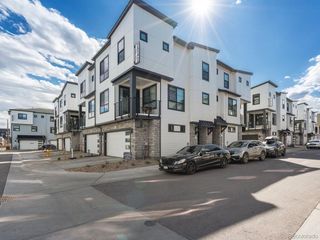 2060 S Holly St 2, Denver, CO 80222