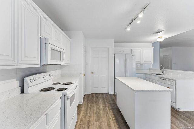 2148 Stonehaven, New Braunfels, TX 78130