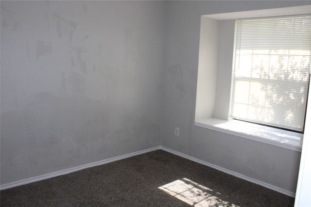 204002 Cochise Drive, Balch Springs, TX 75180