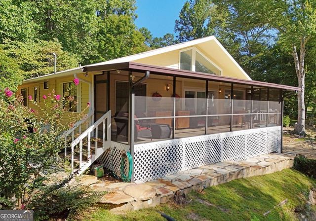 401 Mountain Rivers Road, Mineral Bluff, GA 30559