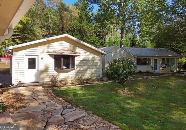 401 Mountain Rivers Road, Mineral Bluff, GA 30559