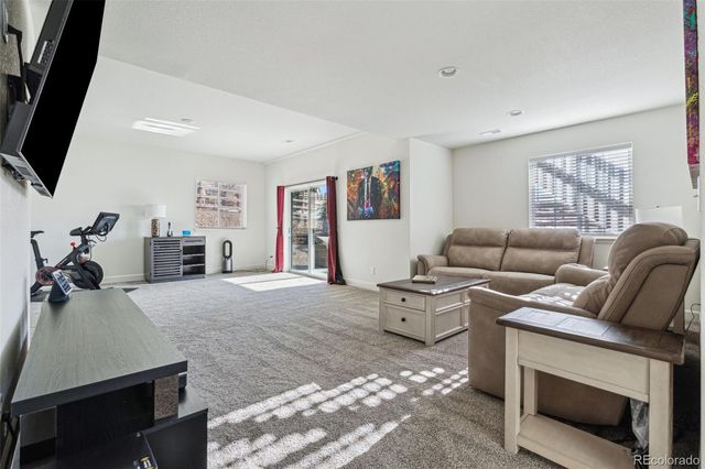 8086 S Grand Baker Way, Aurora, CO 80016