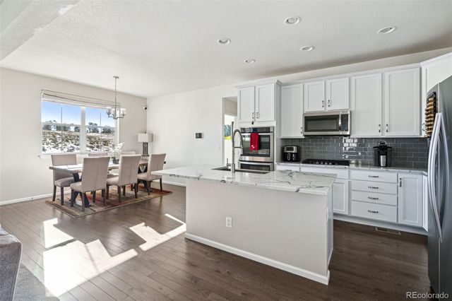 8086 S Grand Baker Way, Aurora, CO 80016