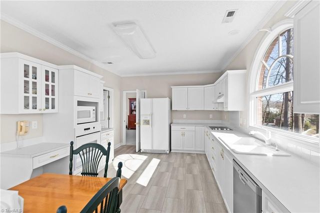 646 Terrace Drive, Lexington, NC 27295